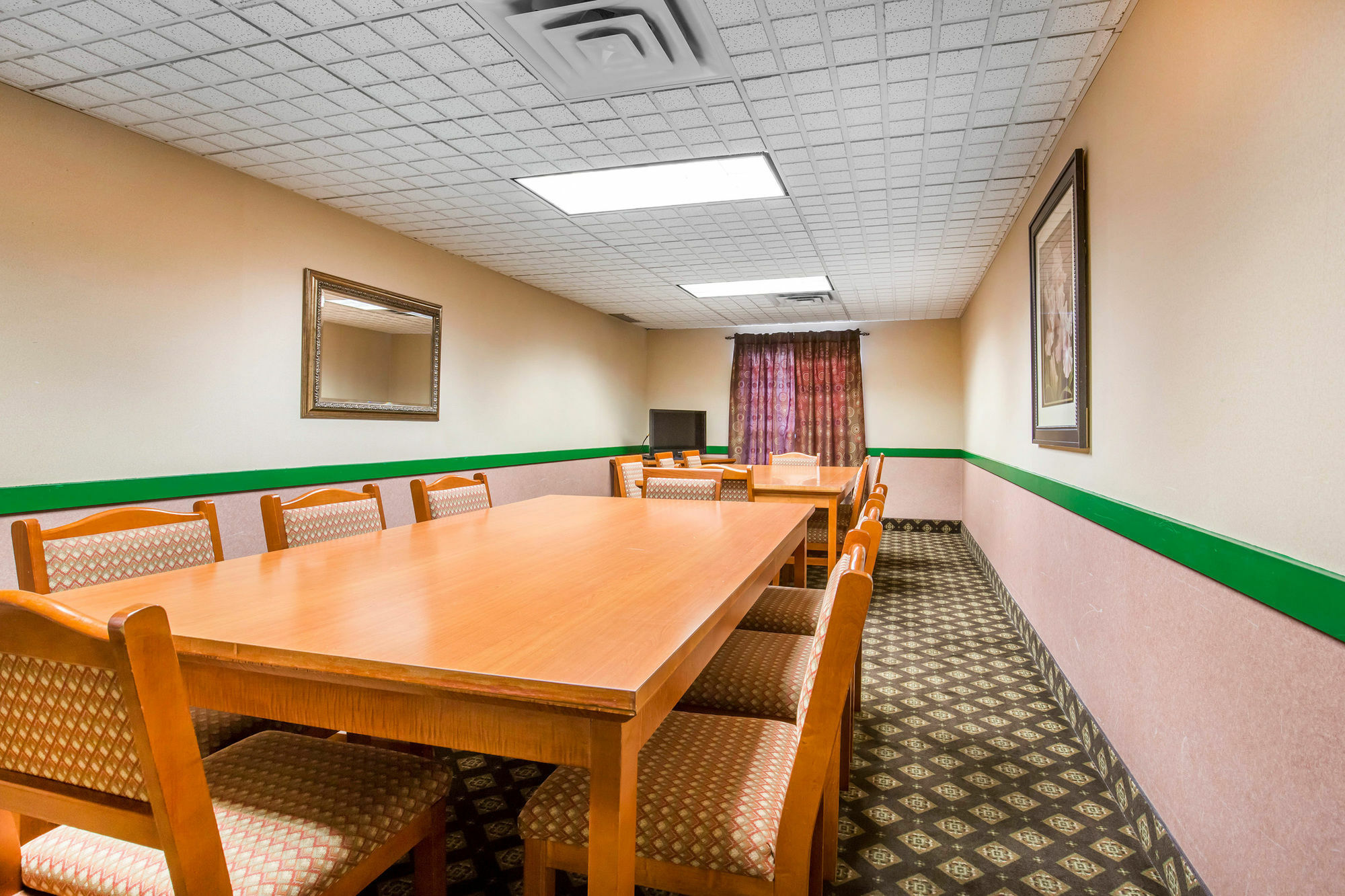 Quality Inn & Suites Lethbridge Bagian luar foto